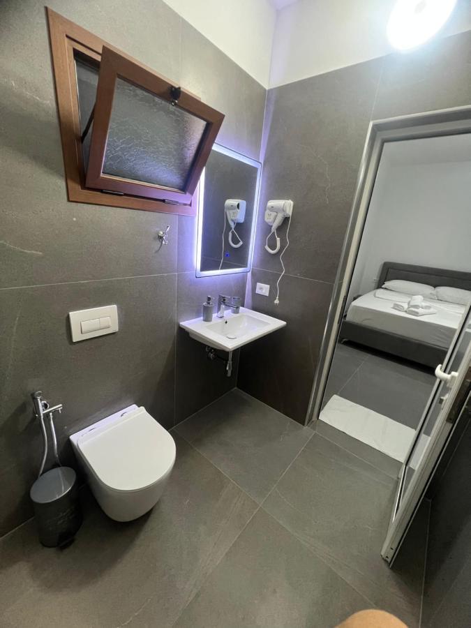 Villa Rreze Dielli Vlorë Buitenkant foto